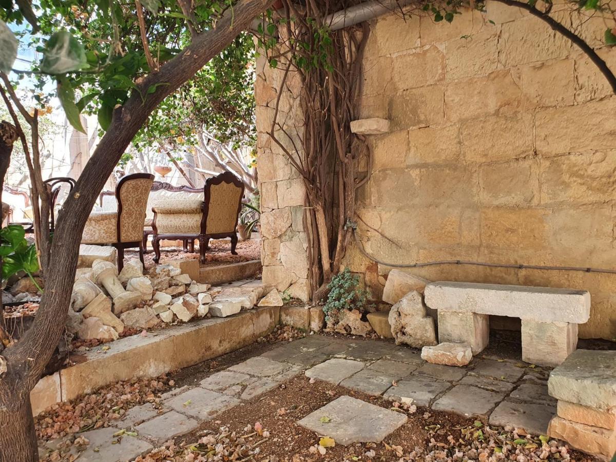 Ave Maria Guest House Saint Julian's Екстериор снимка